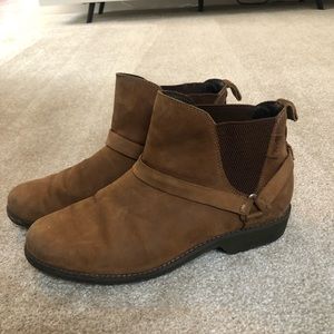 Teva Women’s De La Vina Dos Chelsea Boot